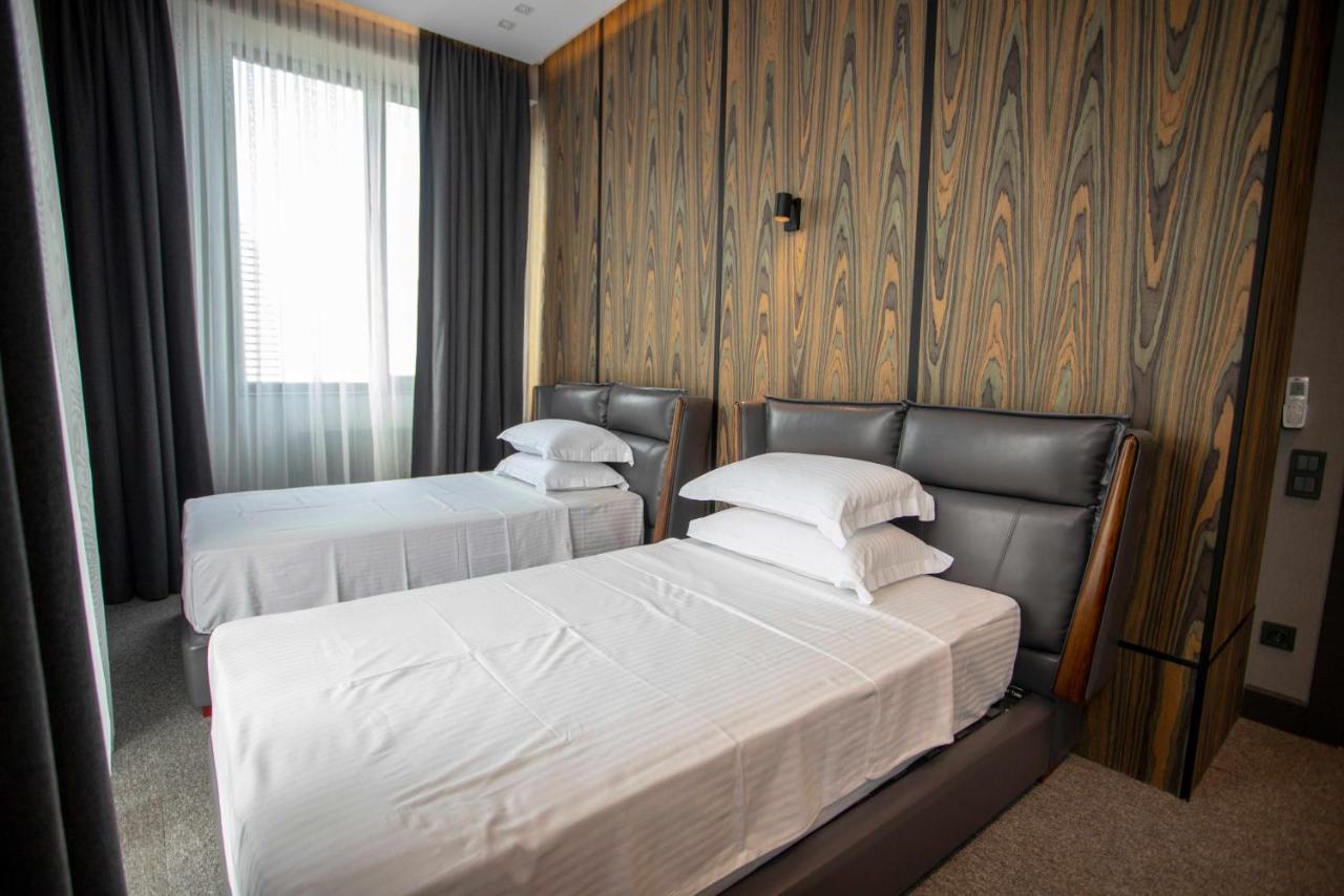 Gumbati Apart Hotel Batumi Bagian luar foto
