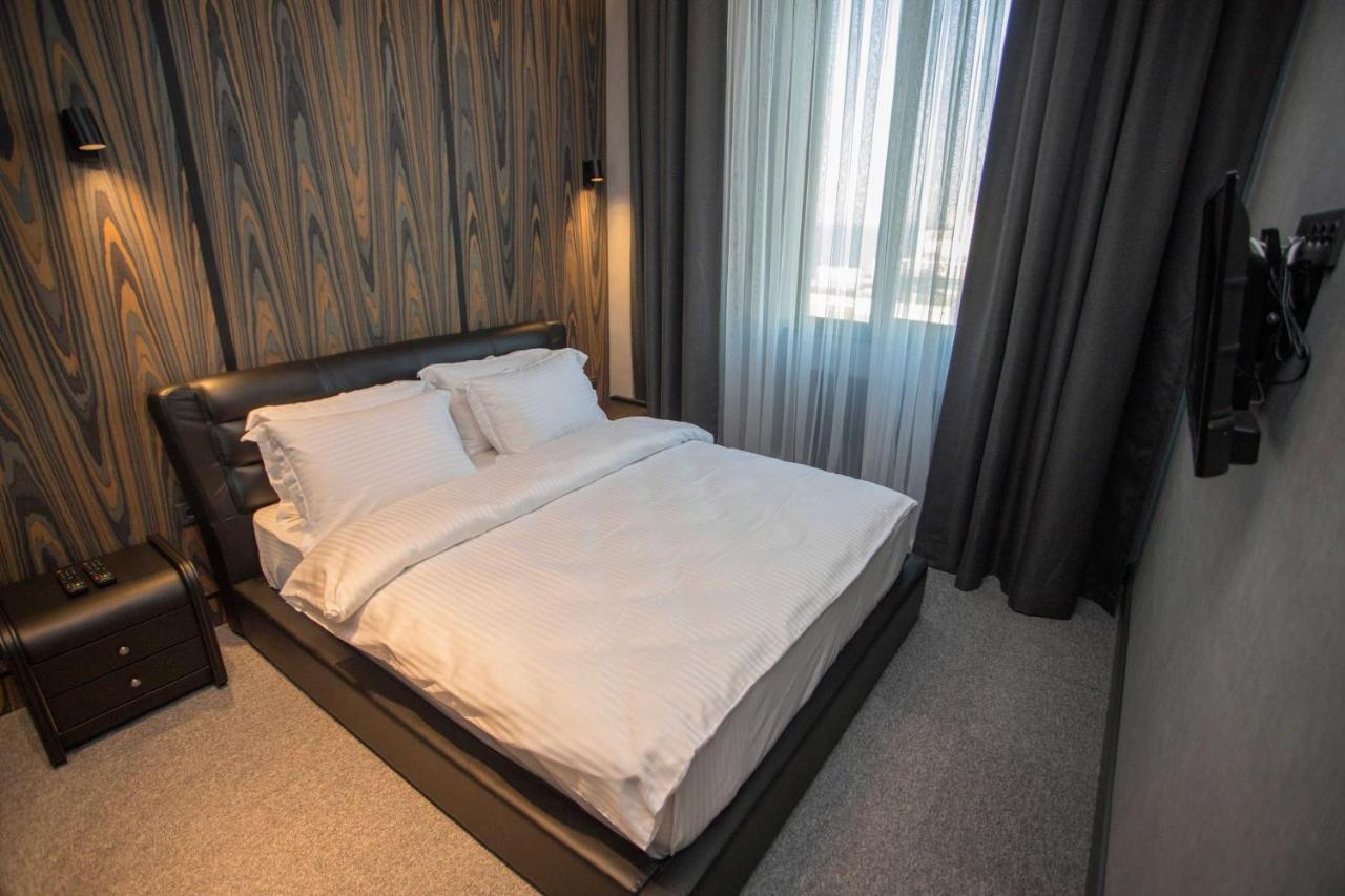 Gumbati Apart Hotel Batumi Bagian luar foto